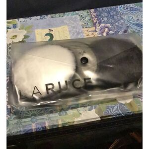 Laruce Face Disks Reusable Makeup Remover Pads~New & Never Used